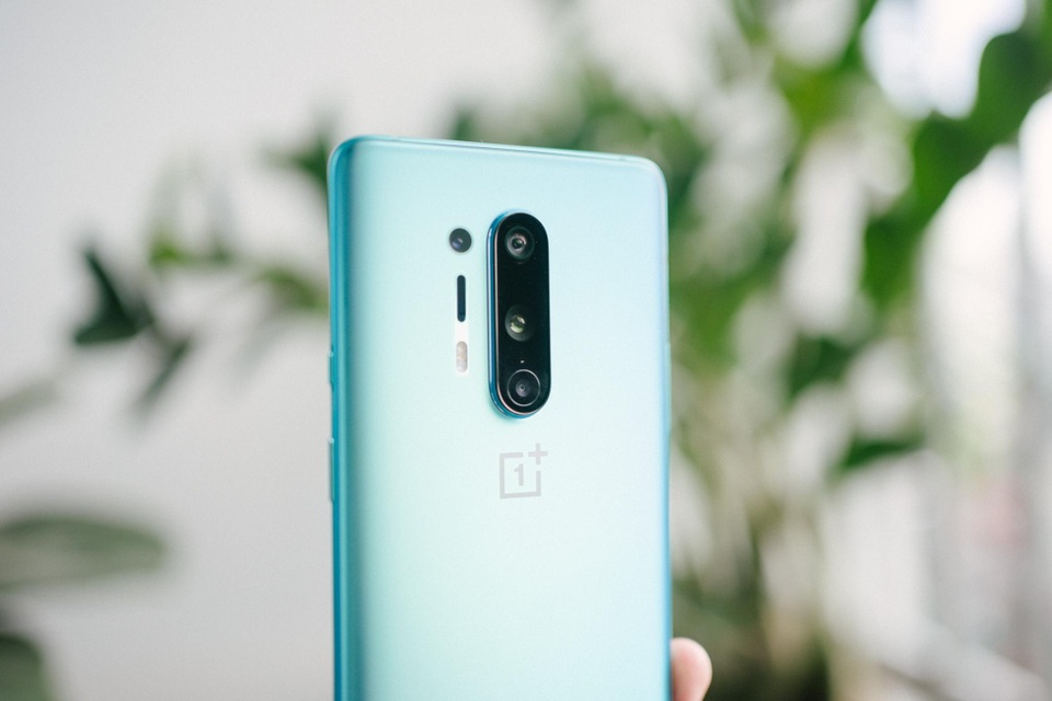 Trên tay OnePlus 8 Pro 5G: đối thủ mới của Galaxy Note 20 Ultra 5G - 2 Trên tay OnePlus 8 Pro 5G: đối thủ mới của Galaxy Note 20 Ultra 5G - 2