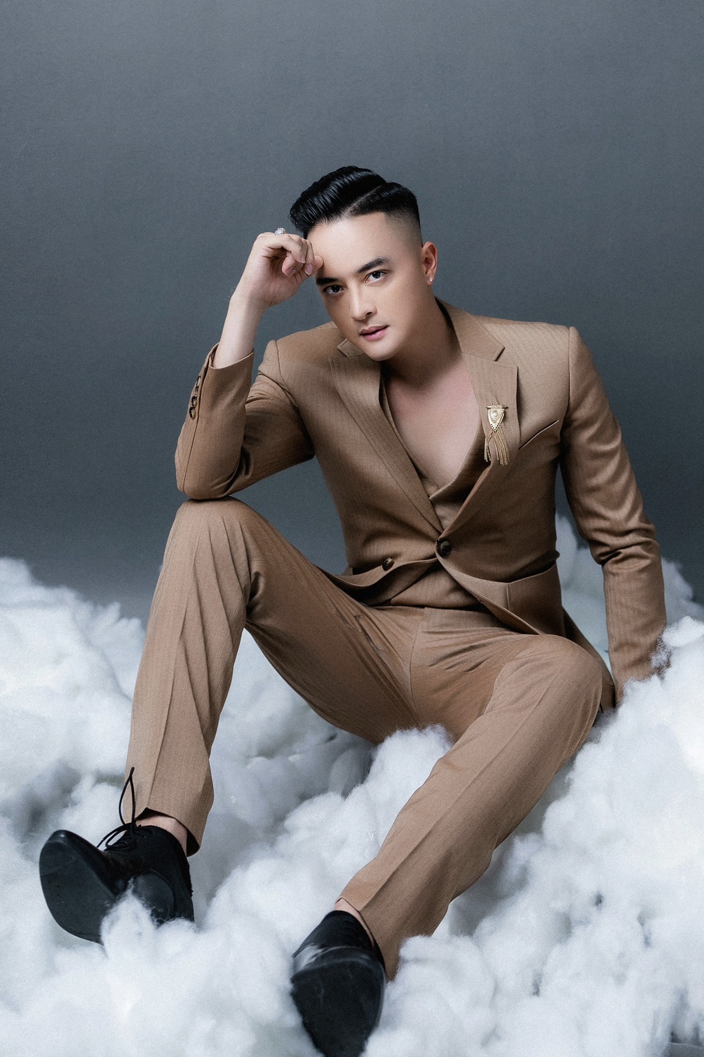 Cao Thái Sơn: Tôi có nhiều nhà đẹp, kinh tế vững vàng… nhưng vẫn cô đơn - 4 Cao Thái Sơn: Tôi có nhiều nhà đẹp, kinh tế vững vàng… nhưng vẫn cô đơn - 4