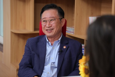 Hành trình về Việt Nam của hậu duệ vua Lý Thái tổ