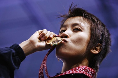 Nhà vô địch châu lục Nguyệt Ánh được “tiếp sức” mổ gối