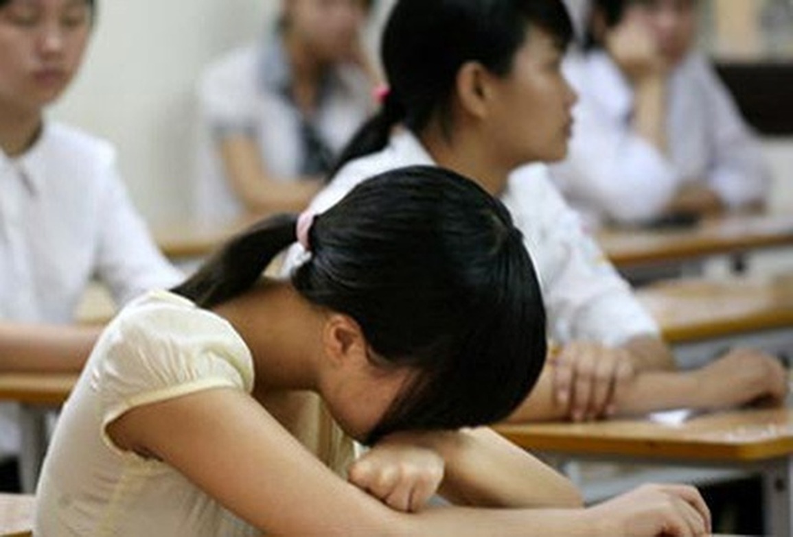 Từ vụ nữ sinh lớp 9 tử vong từ tầng 26 ở Hà Nội: Chuyên gia tâm lý nói gì? - 1 Từ vụ nữ sinh lớp 9 tử vong từ tầng 26 ở Hà Nội: Chuyên gia tâm lý nói gì? - 1