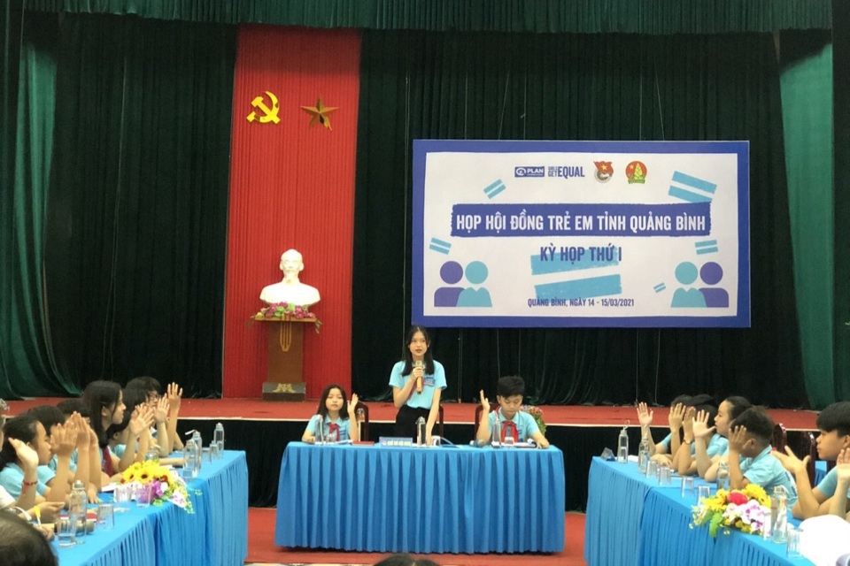 Trưng cầu ý kiến của 1.400 em nhỏ về mức độ thực hiện quyền trẻ em - 1 Trưng cầu ý kiến của 1.400 em nhỏ về mức độ thực hiện quyền trẻ em - 1