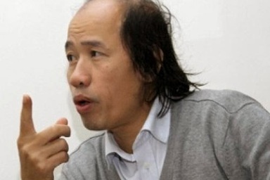 Nhà văn Tạ Duy Anh: “Vừa có quyền tự hào, vừa phải thấy xấu hổ…”