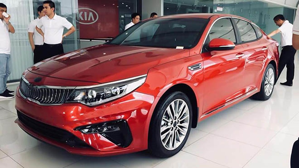Những mẫu xe đang có số phận chìm nổi nhất ở Việt Nam - 4 Những mẫu xe đang có số phận chìm nổi nhất ở Việt Nam - 4