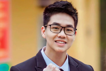 Suýt nghỉ việc nhưng vì "cảm nắng" đồng nghiệp mà ở lại công ty phấn đấu