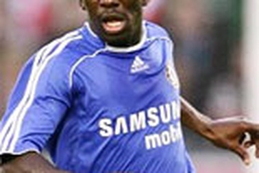 Shaun Wright-Phillips rời Chelsea trở lại "mái nhà xưa"