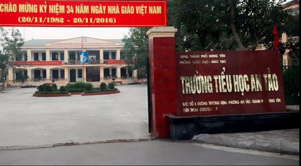 Phụ huynh tố con bị úp mặt vào tường vì không học thêm: Thanh tra vào cuộc - 1 Phụ huynh tố con bị úp mặt vào tường vì không học thêm: Thanh tra vào cuộc - 1