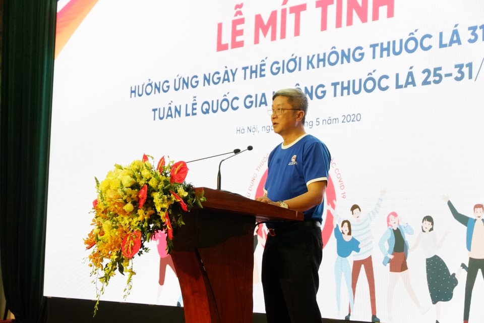 Chuyên gia cảnh báo thuốc lá điện tử nguy hại với giới trẻ - 3 Chuyên gia cảnh báo thuốc lá điện tử nguy hại với giới trẻ - 3