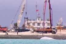 BBC vạch trần “nhà máy tạo đảo” của Trung Quốc ở Trường Sa