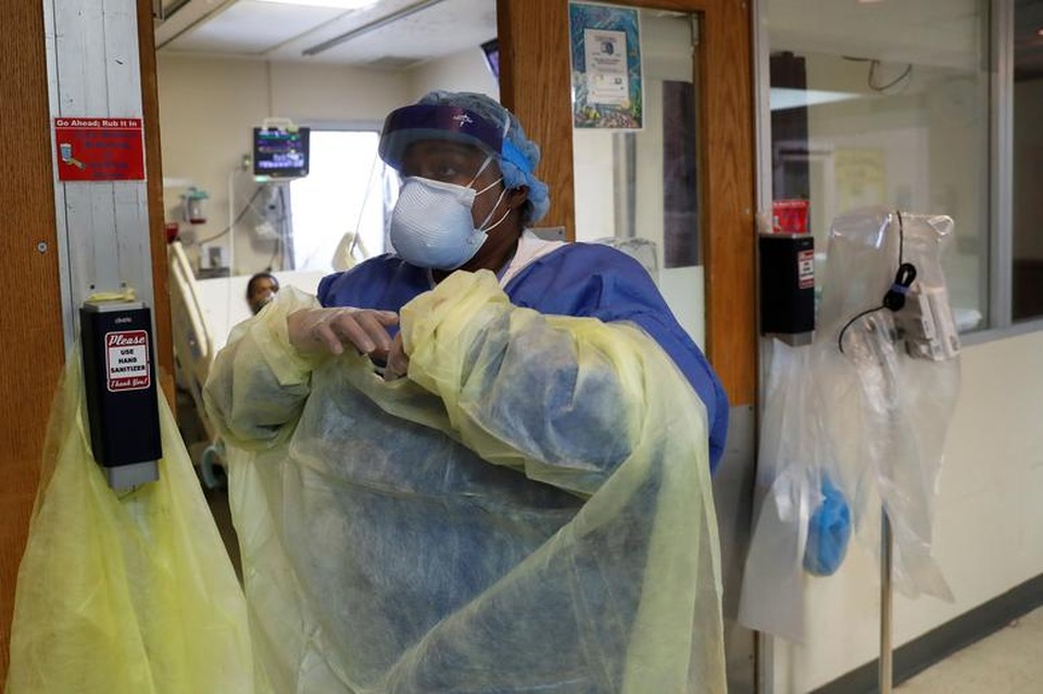 Mỹ “chậm chân” trong cuộc đua khốc liệt giành vật tư y tế Trung Quốc - 2 Mỹ “chậm chân” trong cuộc đua khốc liệt giành vật tư y tế Trung Quốc - 2