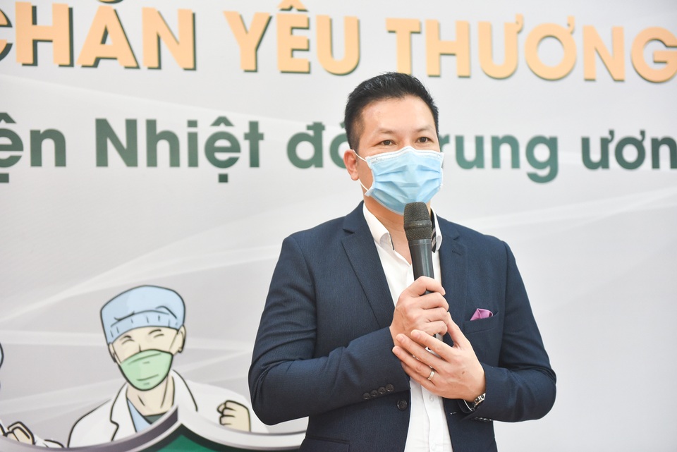 Bạn đọc Dân trí tiếp tục ủng hộ tuyến đầu chống dịch hơn 1,7 tỉ đồng - 4 Bạn đọc Dân trí tiếp tục ủng hộ tuyến đầu chống dịch hơn 1,7 tỉ đồng - 4