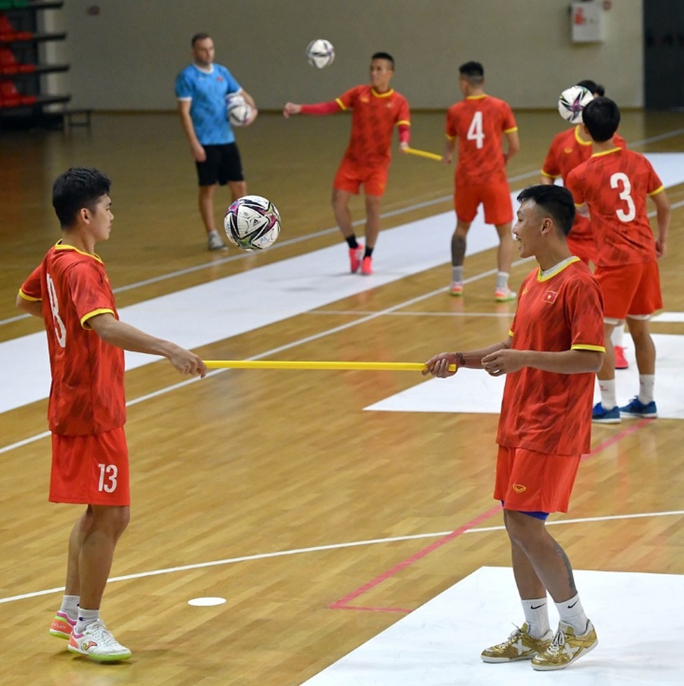 HLV Phạm Minh Giang: Đội tuyển futsal Việt Nam phải thắng Panama - 2