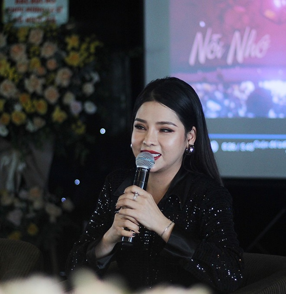 Á quân Thần tượng Bolero 2019: Khi yêu tôi cũng cuồng si lắm! - 2 Á quân Thần tượng Bolero 2019: Khi yêu tôi cũng cuồng si lắm! - 2