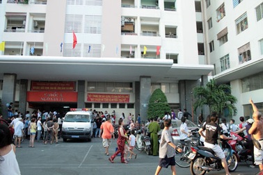 Rơi từ tầng 14 chung cư, một người tử vong