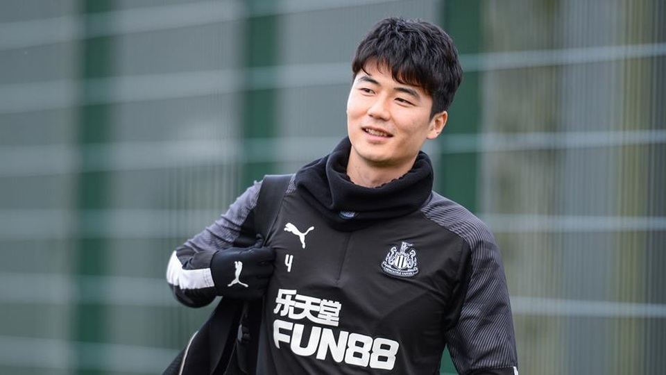 Toàn cảnh thị trường chuyển nhượng mùa đông tại Premier League - 8 Toàn cảnh thị trường chuyển nhượng mùa đông tại Premier League - 8