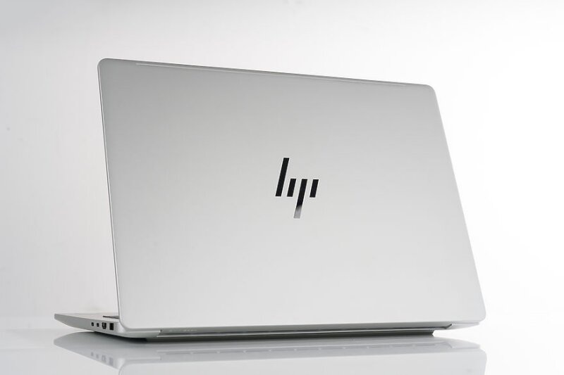Đánh giá laptop HP OmniBook 7 AI 14: Di động và chuyên nghệp