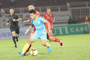 Thua Khánh Hoà, Than Quảng Ninh mất cơ hội lên đầu bảng V-League