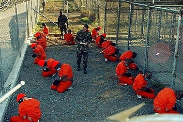 Mỹ muốn Anh xây dựng nhà tù Guantanamo thứ 2