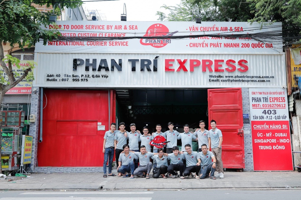 Phan Trí Express mang quà Tết tới những người con xa quê hương - 1 Phan Trí Express mang quà Tết tới những người con xa quê hương - 1