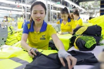 Chế độ thai sản mới: Nghỉ khám thai 10 ngày, tăng quyền lợi cho chồng