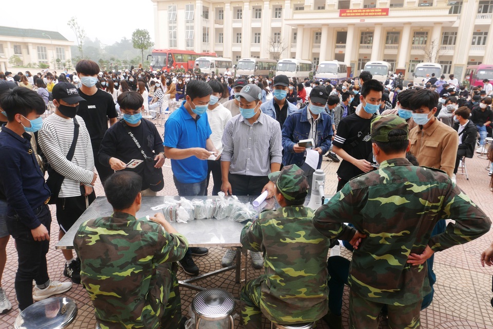 Lưu bút Covid-19: “Tổ quốc là nơi không bao giờ bỏ rơi chúng ta!” - 1 Lưu bút Covid-19: “Tổ quốc là nơi không bao giờ bỏ rơi chúng ta!” - 1