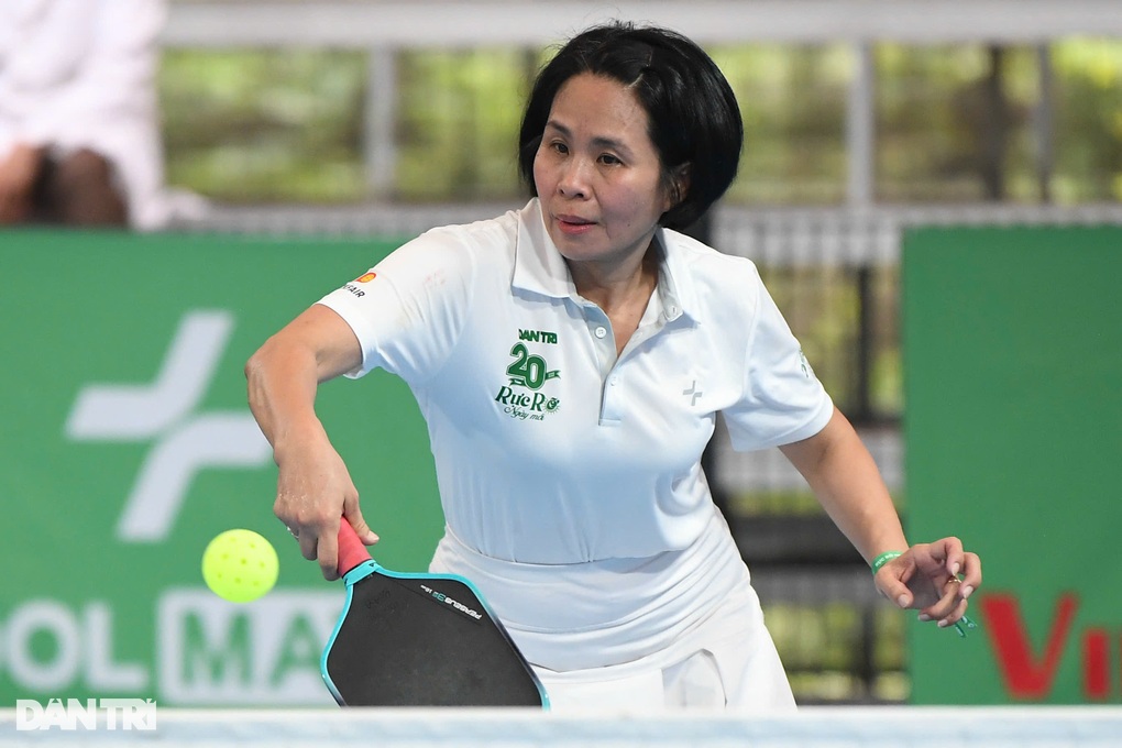 VĐV Lê Thị Hoàng Yến: “Tôi nén đau chân để giành chức vô địch”. - 1 VĐV Lê Thị Hoàng Yến: “Tôi nén đau chân để giành chức vô địch”. - 1