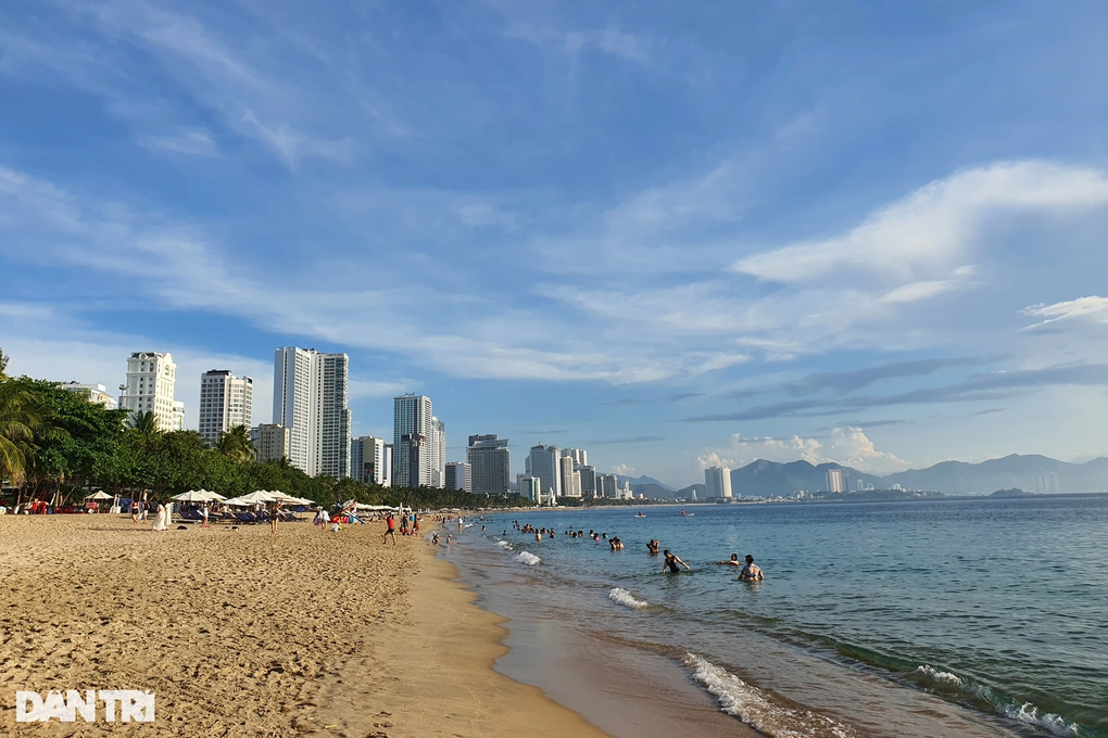 Nha Trang, Phan Thiết cháy phòng, nhóm 7 người suýt hủy chuyến du lịch - 2 Nha Trang, Phan Thiết cháy phòng, nhóm 7 người suýt hủy chuyến du lịch - 2