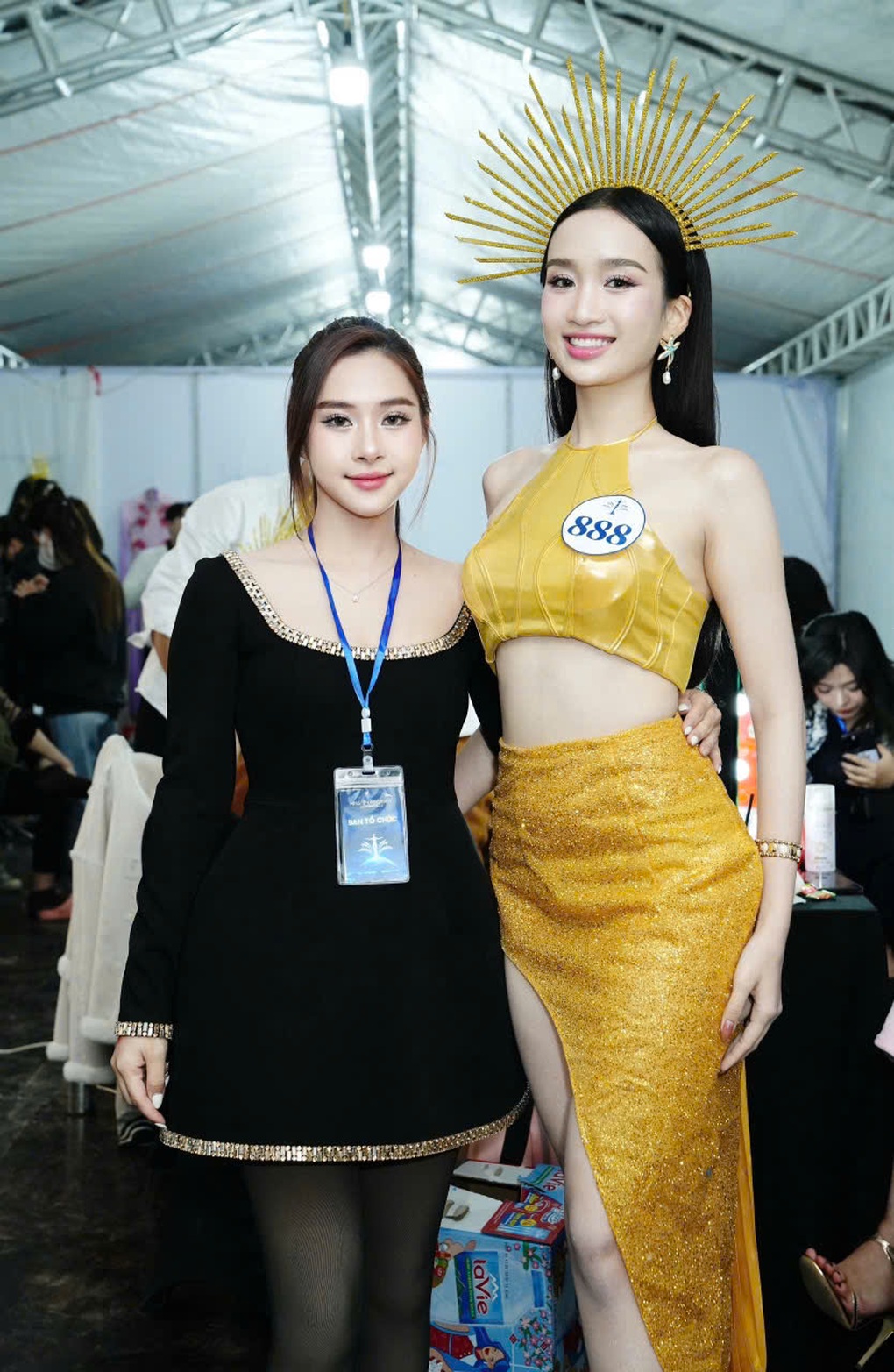 Chuyên gia trang điểm Mi Nguyễn tiết lộ tính cách Hoa hậu Dương Trà Giang - 1 Chuyên gia trang điểm Mi Nguyễn tiết lộ tính cách Hoa hậu Dương Trà Giang - 1
