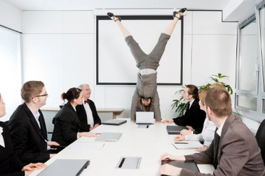 Cuộc gặp đầu tiên: Làm gì để gây ấn tượng tốt nhất?