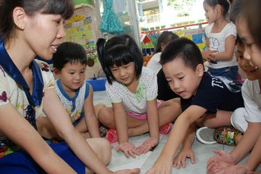 Đem trẻ làm thí nghiệm