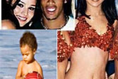 Ronaldinho vướng chuyện tiền nong với con trai