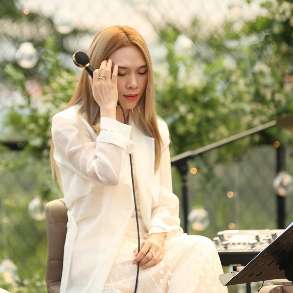 Công bố dàn giám khảo Vietnam Idol: Mỹ Tâm hé lộ lý do trở lại sau 10 năm - 1 Công bố dàn giám khảo Vietnam Idol: Mỹ Tâm hé lộ lý do trở lại sau 10 năm - 1