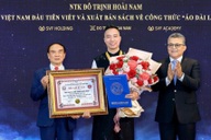 Cuốn sách về công thức may áo dài của NTK Việt nhận Bằng Kỷ lục Toàn cầu