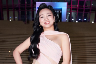 NSƯT Hoài Anh nhiều đêm thức trắng, sụt 3kg dốc sức cho Liên hoan Chèo