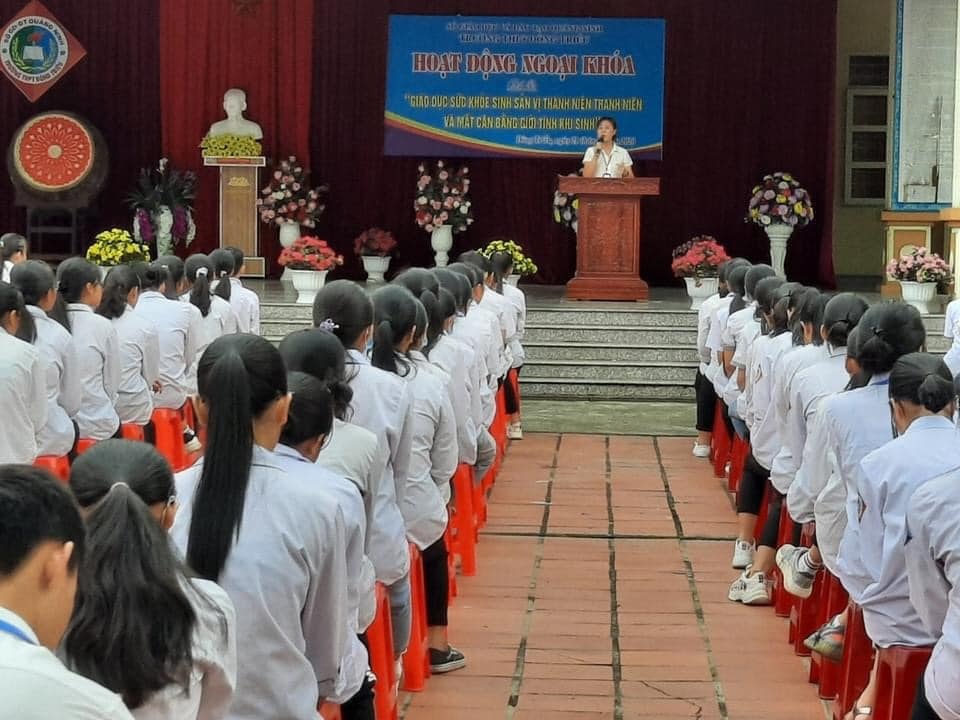 Đưa Đề án Kiểm soát mất cân bằng giới tính khi sinh vào trường học - 1 Đưa Đề án Kiểm soát mất cân bằng giới tính khi sinh vào trường học - 1