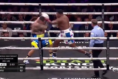 Andy Ruiz hạ gục "King Kong" giành suất tranh đại vô địch hạng nặng WBC