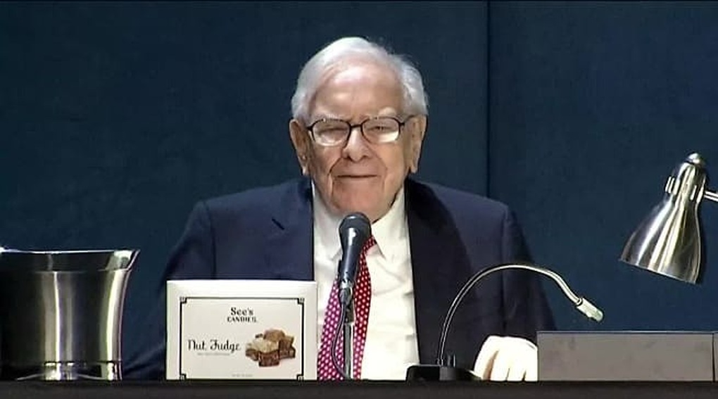 Warren Buffett và những cú đi lệnh đỉnh cao: Sợ giảm thì hãy bỏ chứng khoán - 1 Warren Buffett và những cú đi lệnh đỉnh cao: Sợ giảm thì hãy bỏ chứng khoán - 1