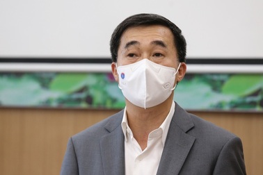 Thứ trưởng Y tế: Mua sắm thiết bị chống Covid rất dễ bị quy kết tham nhũng