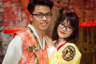 11 cặp đôi tranh tài "Đại sứ trường chuyên Sư phạm Hà Nội"