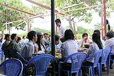 Mất Tết vì rượu