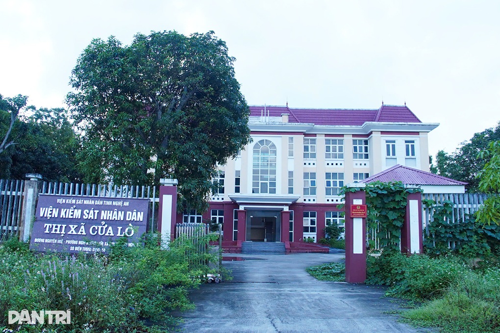 Giảm giá lần thứ 7, nhiều cơ sở nhà đất dôi dư vẫn chưa có người thuê - 1 Giảm giá lần thứ 7, nhiều cơ sở nhà đất dôi dư vẫn chưa có người thuê - 1