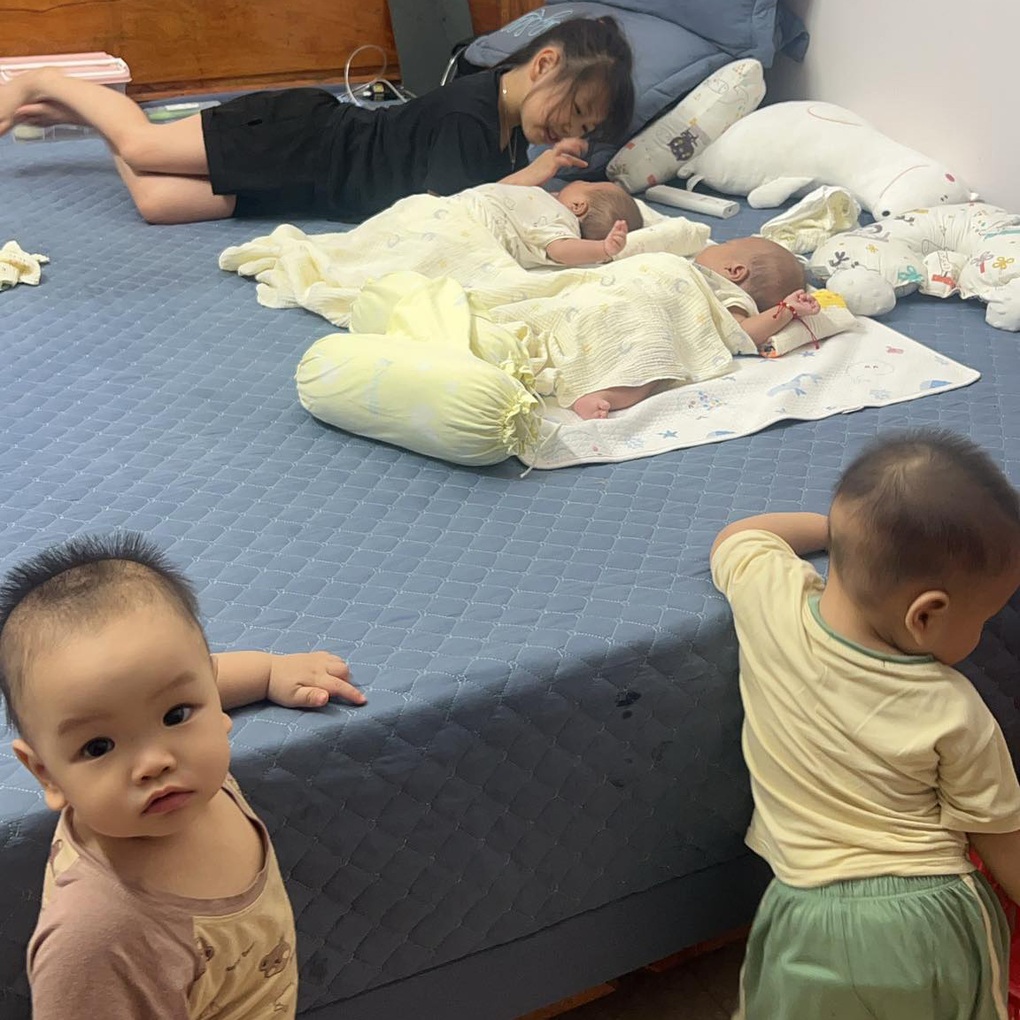 Hai con dâu cùng sinh đôi, bố mẹ chồng “sống theo ca, ngủ theo lượt” - 2 Hai con dâu cùng sinh đôi, bố mẹ chồng “sống theo ca, ngủ theo lượt” - 2