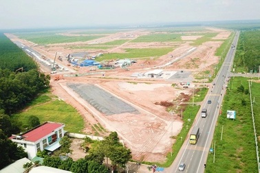 Lo giá vật liệu tăng cao "thổi" chi phí đầu tư sân bay Long Thành