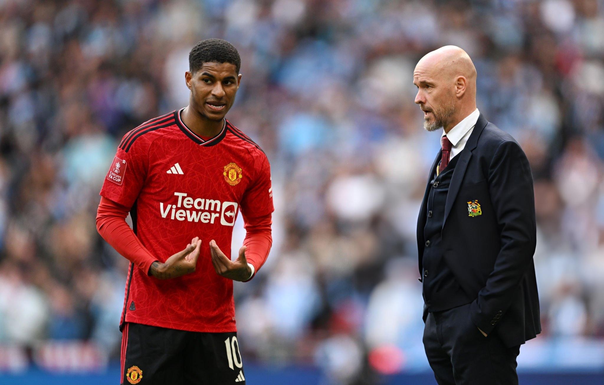 Ten Hag kêu gọi người hâm mộ Man Utd ủng hộ Rashford - 1