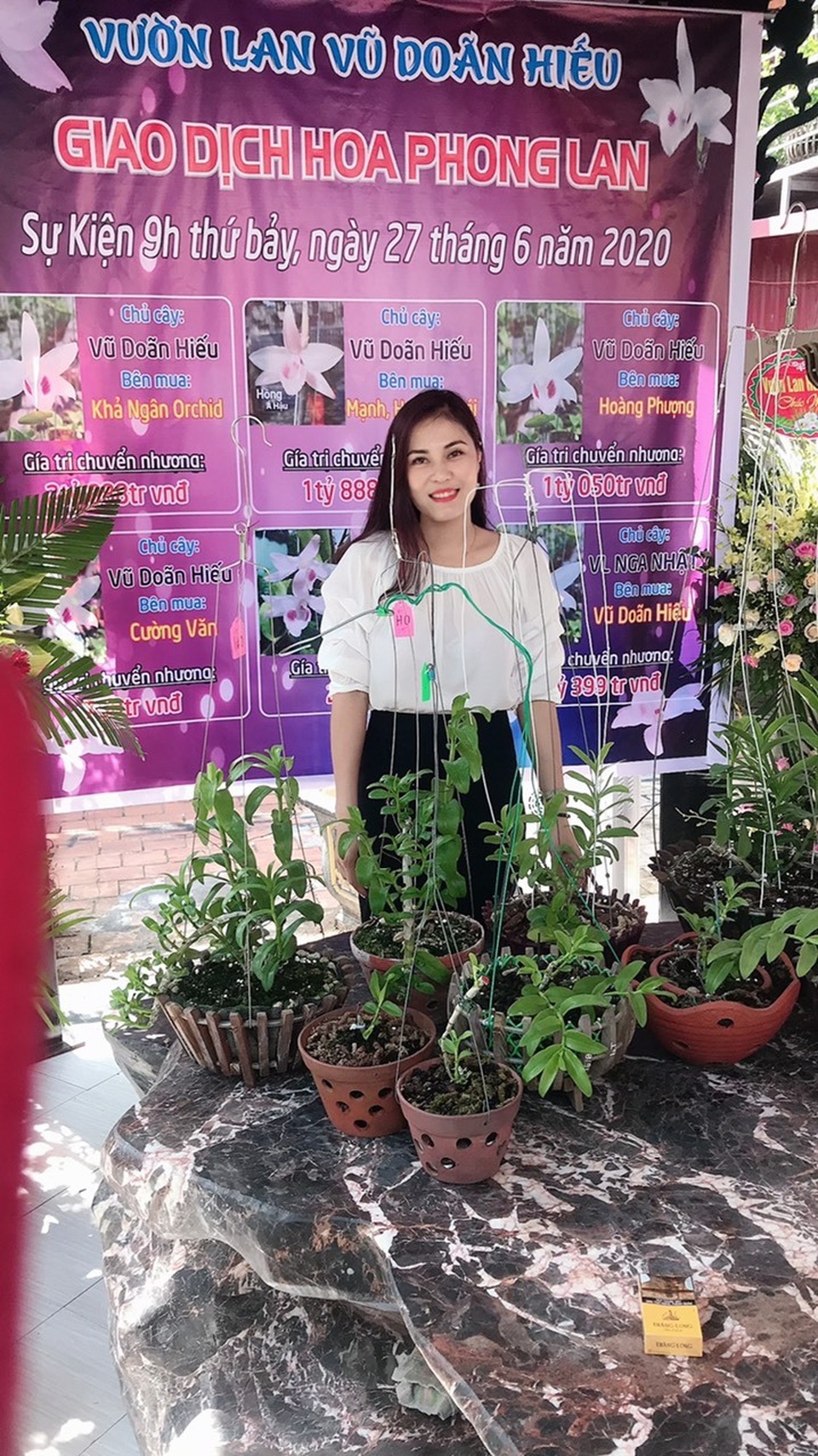 Phiên chợ hoa lan Bạch Tuyết 8 tỷ đồng, xôn xao dân chơi đất Bắc - 5 Phiên chợ hoa lan Bạch Tuyết 8 tỷ đồng, xôn xao dân chơi đất Bắc - 5