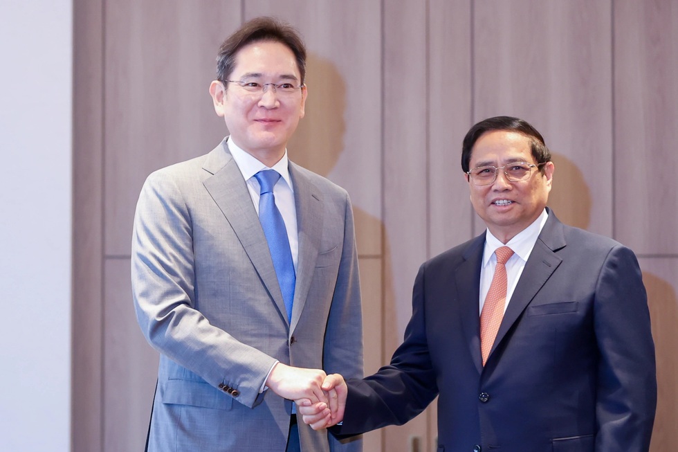 Chuyến thăm đầu tiên và 34 hoạt động của Thủ tướng ở Hàn Quốc - 9 Chuyến thăm đầu tiên và 34 hoạt động của Thủ tướng ở Hàn Quốc - 9