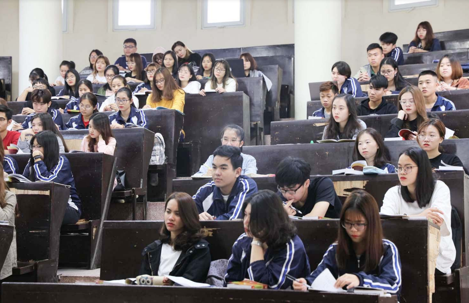 Trường ĐH khẩn cấp cho sinh viên nghỉ học và không nên rời Hà Nội - 2 Trường ĐH khẩn cấp cho sinh viên nghỉ học và không nên rời Hà Nội - 2