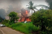 Thái Lan - Campuchia tiếp tục giao tranh sau tuyên bố sẵn sàng ngừng bắn