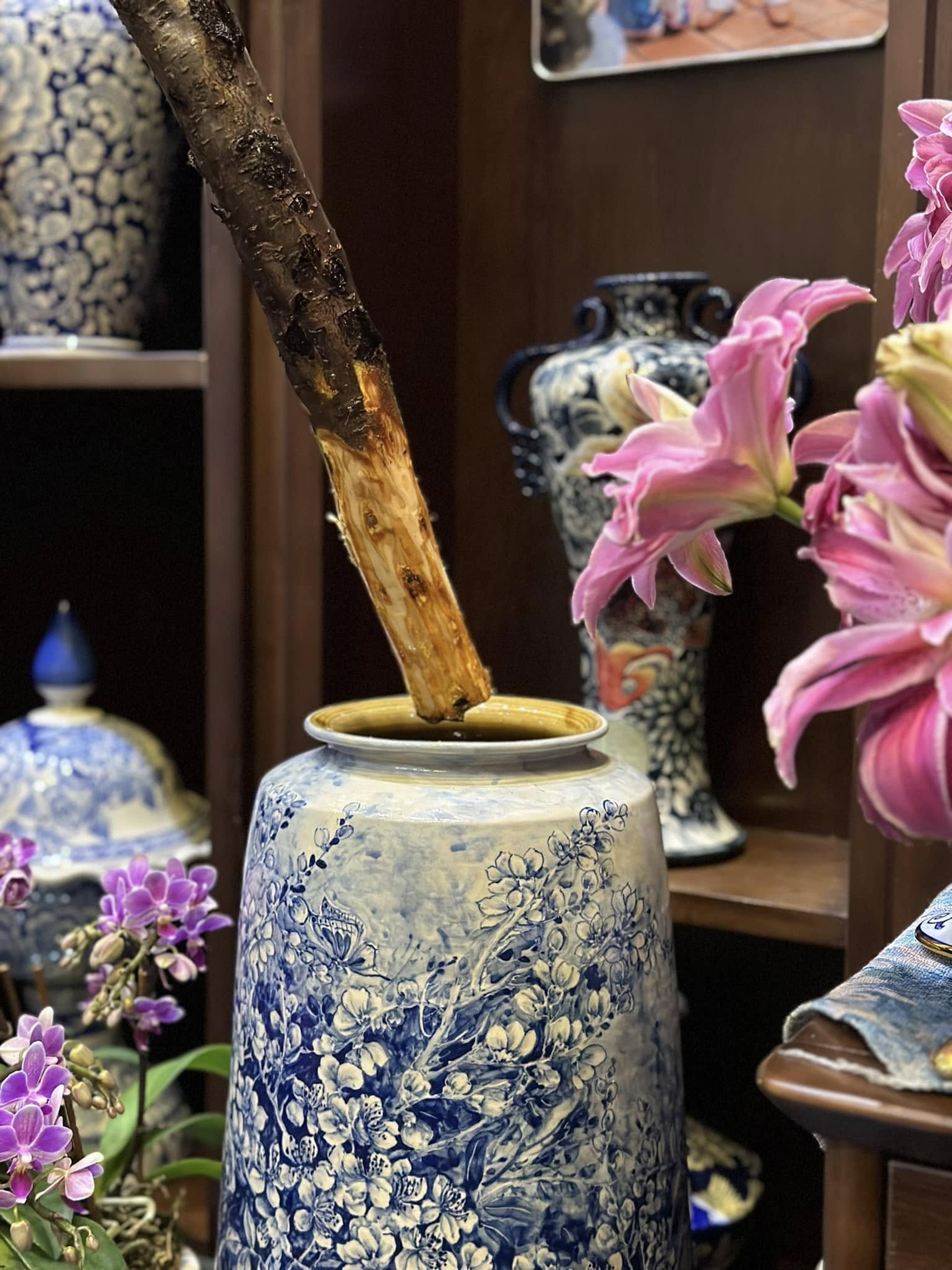 Cách cắm hoa đào nở đều đẹp, tươi lâu ngày Tết - 4 Cách cắm hoa đào nở đều đẹp, tươi lâu ngày Tết - 4