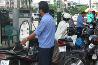 Xăng dầu “đẩy” CPI tăng khá mạnh